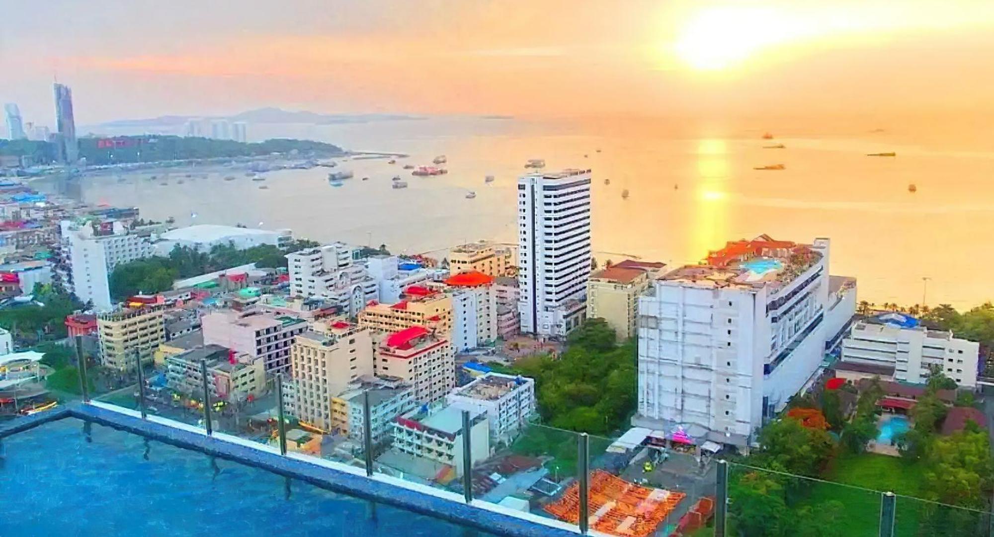 Apartment Centrally Located Amazing Place @ *